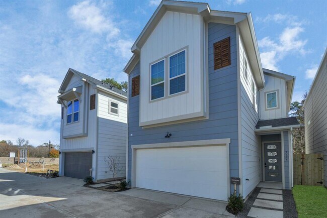 Building Photo - 778 W Tidwell Rd