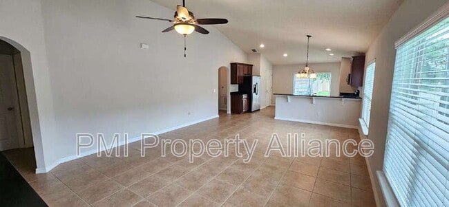 Photo - 604 Bending Oak Trail House