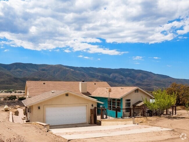 Building Photo - 27071 Chihuahua Valley Rd