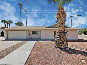 Building Photo - 1175 E Diamond Dr