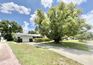 Building Photo - 4149 Prudence Dr