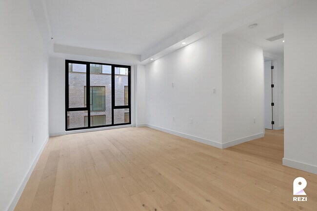 Building Photo - 148-37 88th Ave