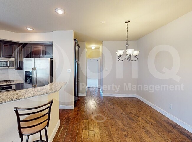 Building Photo - 4401 Dexter Ln