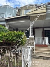 Building Photo - 4921 N Hutchinson St