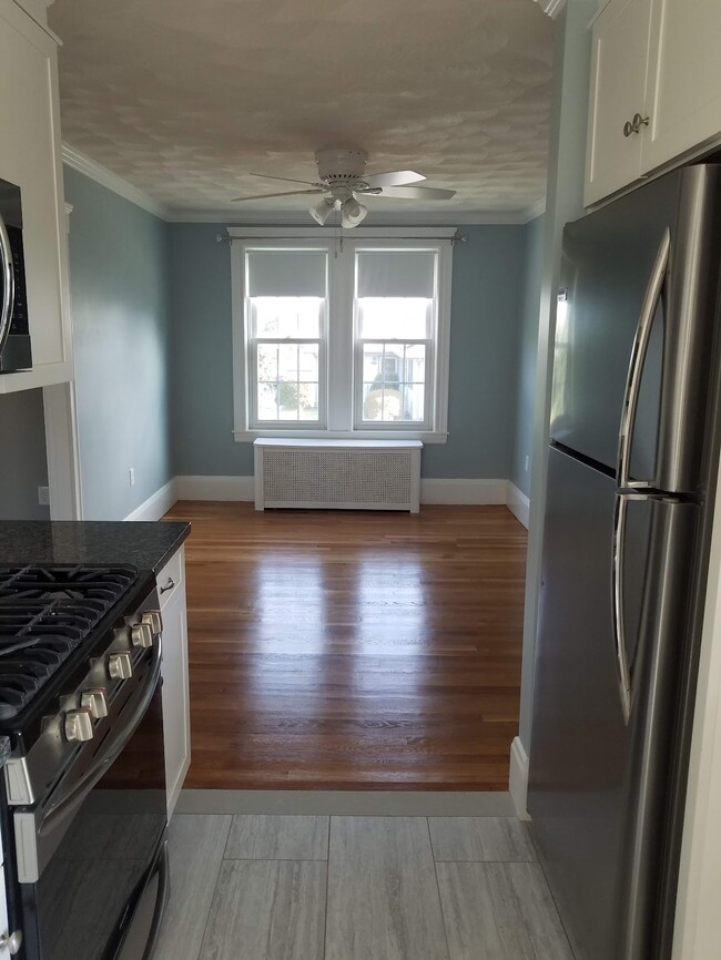 Building Photo - 42 Phillips Rd