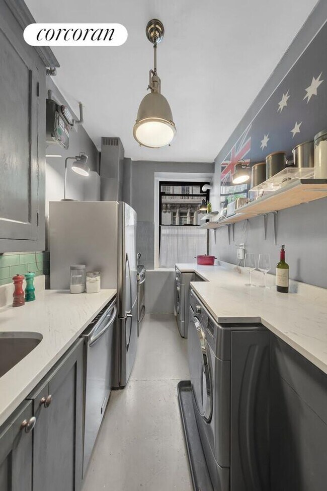 Foto del edificio - 325 Riverside Dr