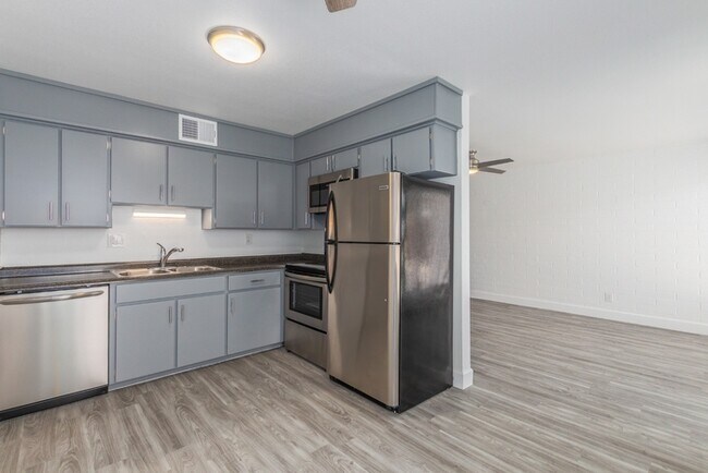 Foto del edificio - 10440 N 11th Ave