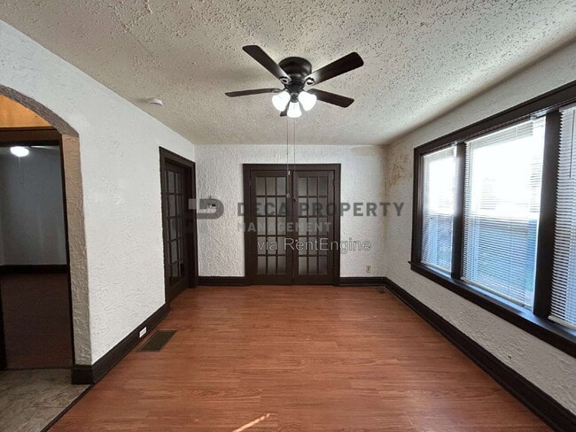 Building Photo - 4231 Ellenwood Ave