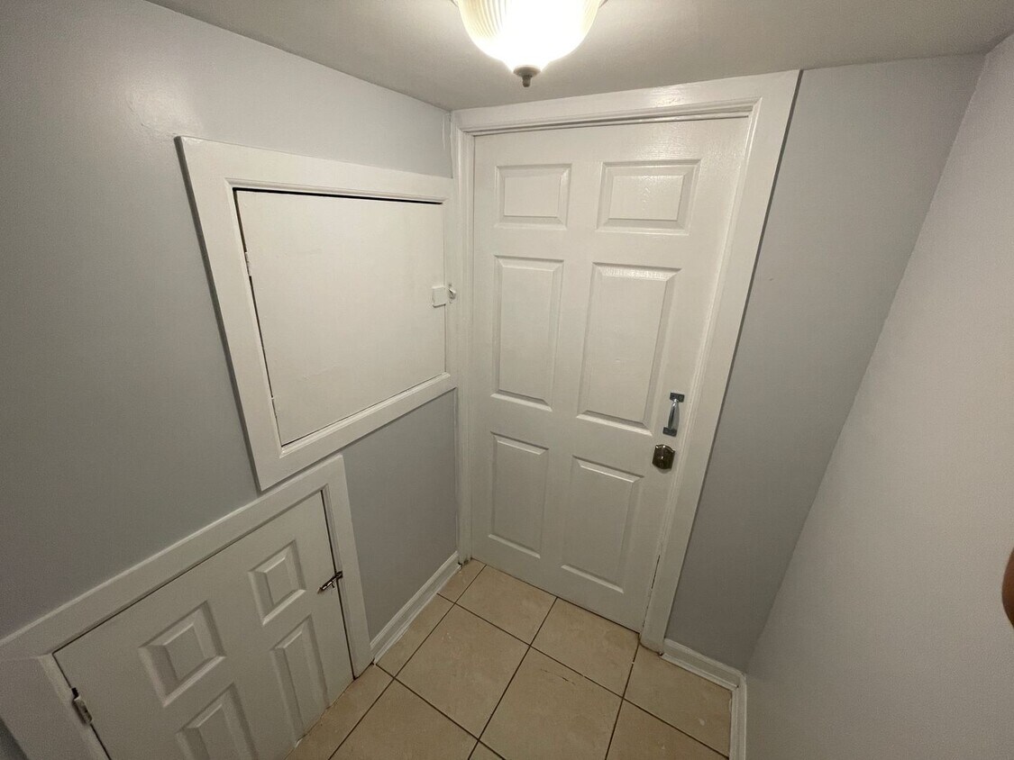 Foto principal - 943 E 213th St