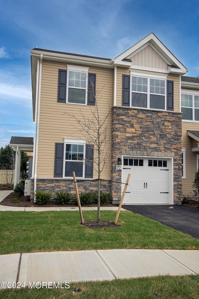 Building Photo - 70 Chapel Ln