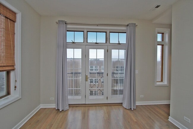 Building Photo - 1875 N Winnebago Ave