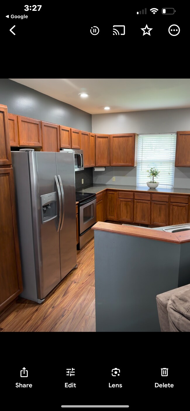 Foto del edificio - 146 Sandridge Ln