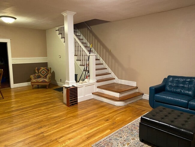 Stairway - 92 Mary St