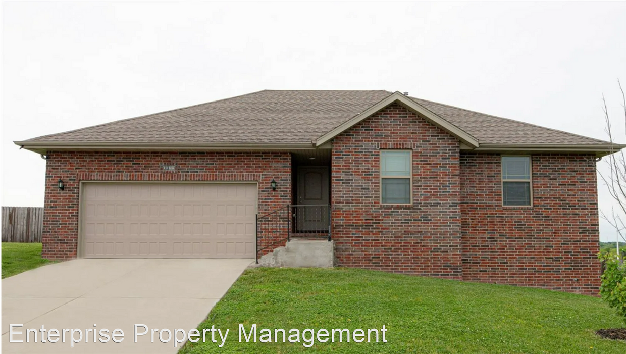 Primary Photo - 3 br, 2 bath House - 1702 N Hoover Dr