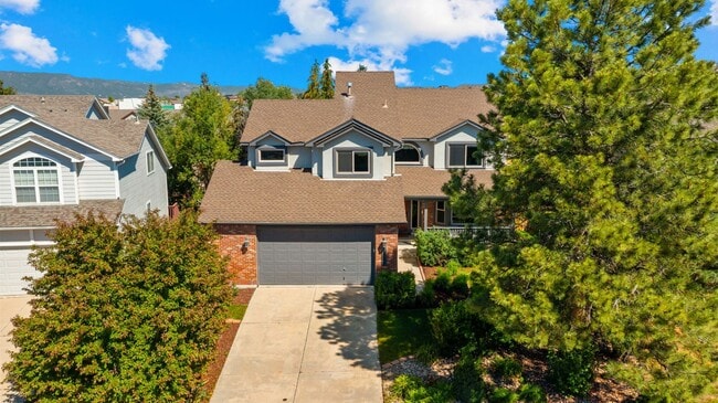 Building Photo - 15390 Paddington Cir