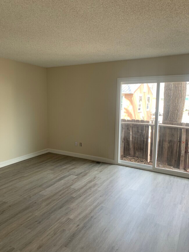 living room - 25 Sunflower Rd