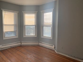 Foto del edificio - 341 16th Ave