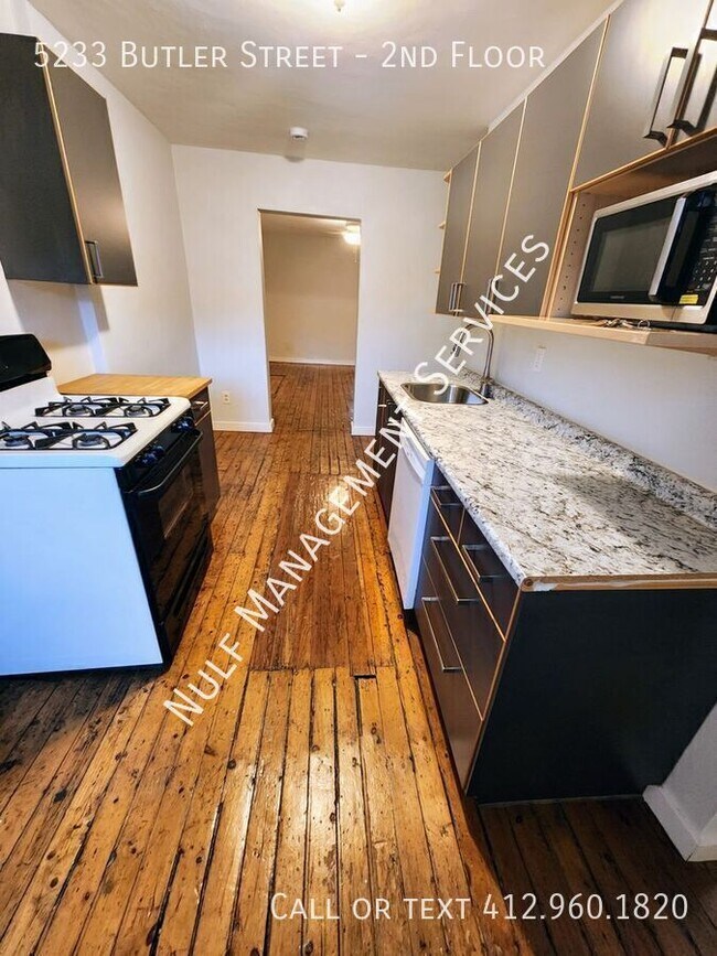 Foto del edificio - 5233 Butler St