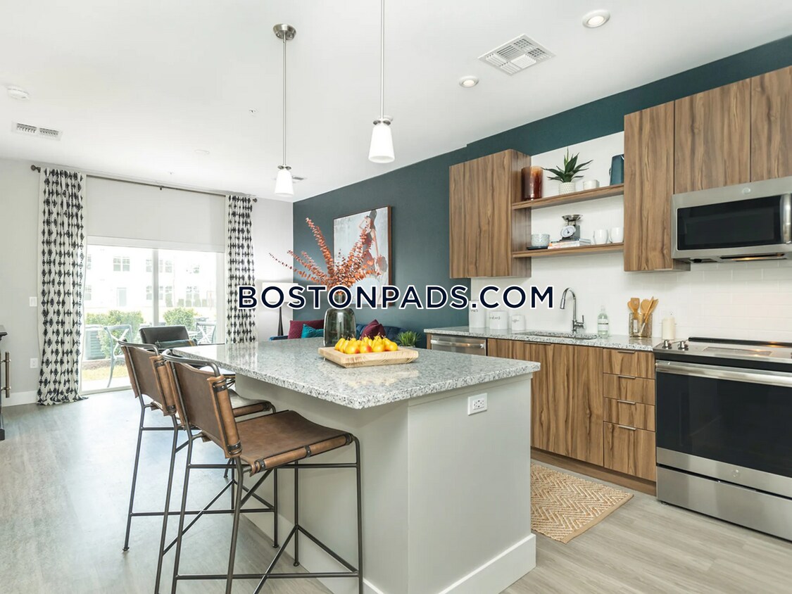 Foto principal - 71 Boston Rd.