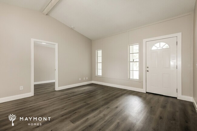 Foto del edificio - 1305 E Bay St