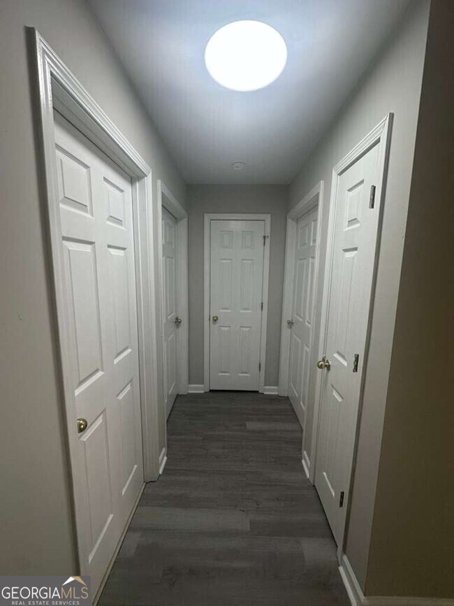 Foto del edificio - 400 Stonehaven Cir