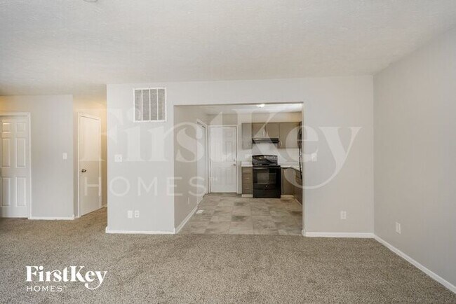 Building Photo - 5717 Simmul Ln