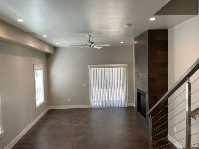 Foto principal - 2213 Q St