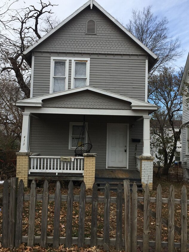 Foto principal - Duplex at 411/413 SW Tyler St