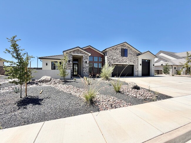 Building Photo - 3134 Blue Heron Dr
