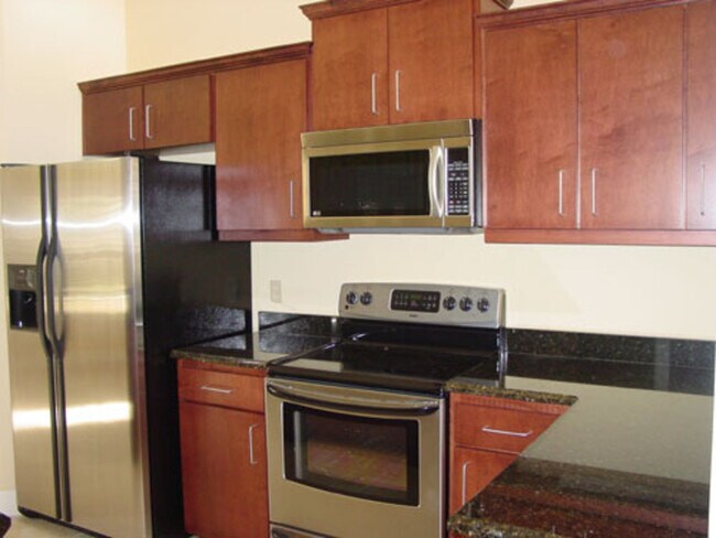 Building Photo - 124 Becket Ln