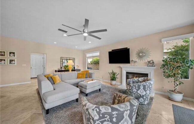 Building Photo - 21634 Canyon Heights Cir