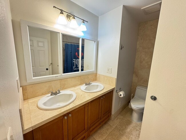 Building Photo - Single Family Home in Wahiawa