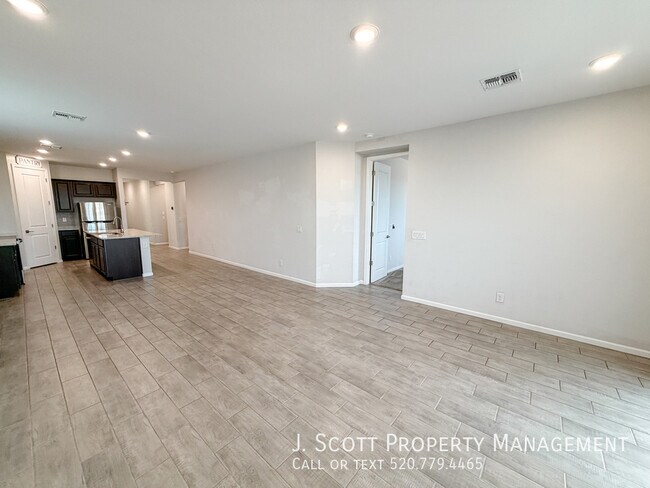 Foto del edificio - 18266 W Paraiso Dr