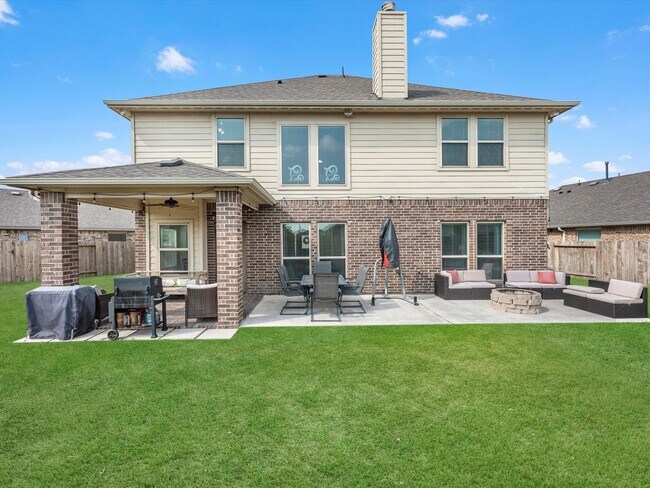 Foto del edificio - 23106 Willowford Glen Ln