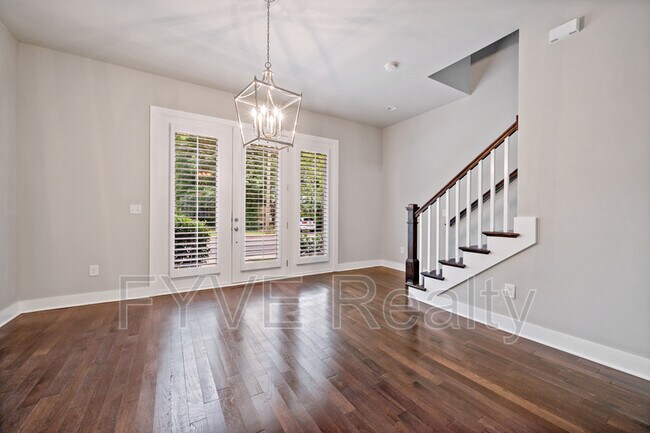 Foto del edificio - 416 Douglas Ave