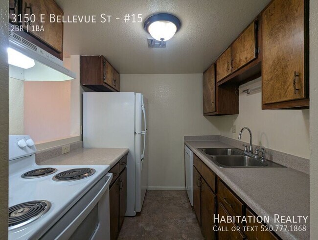 Building Photo - 3150 E Bellevue St