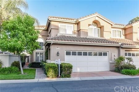 Foto principal - 5450 Christopher Dr