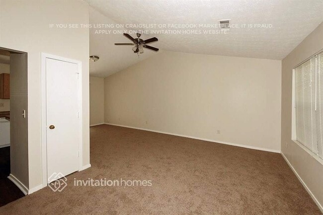 Building Photo - 1467 Shenta Oak Dr