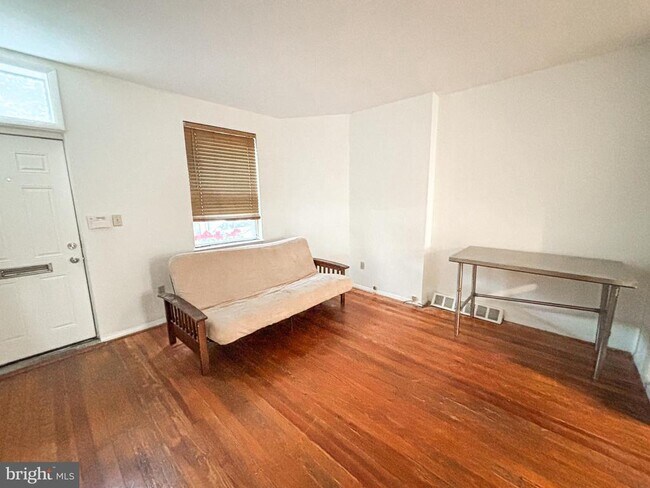 Foto del edificio - 614 S 27th St