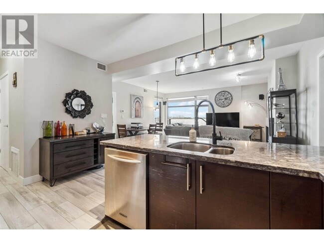 Building Photo - 14300 Riverport Way