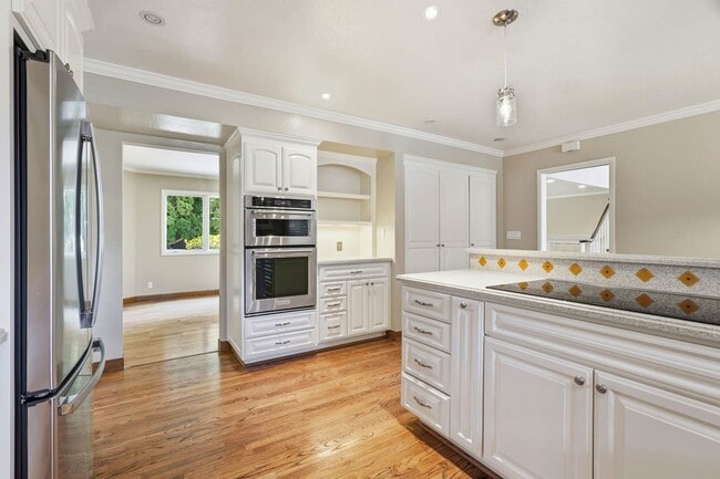 Foto del edificio - 12456 Newport Ct