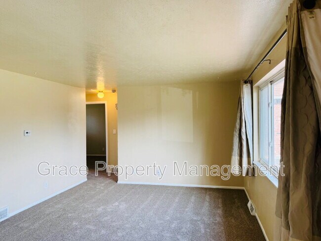 Foto del edificio - 9123 Perry St