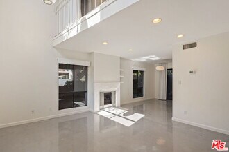Building Photo - 3010 Colorado Ave
