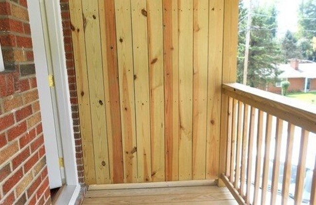 Foto del edificio - Two Bedroom/1 Bath Apt Johnson City TN