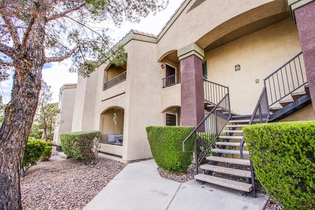 Building Photo - 7885 W Flamingo Rd