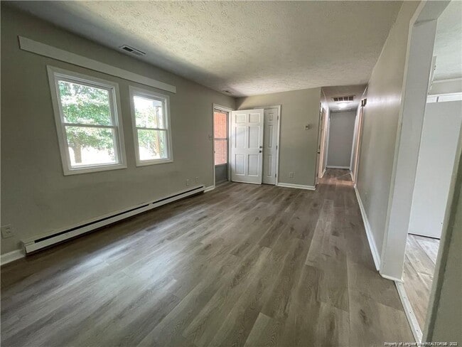 Building Photo - 6561 Stillwater Dr