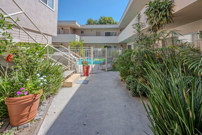 Floorplan - Newly Renovated - The Copa Apartments