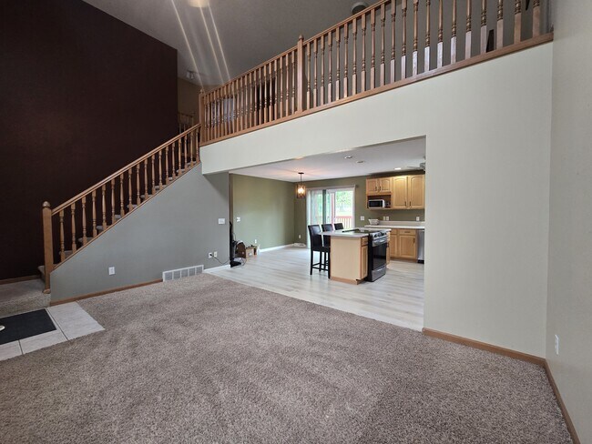 Foto del edificio - 9444 Windsong Ln