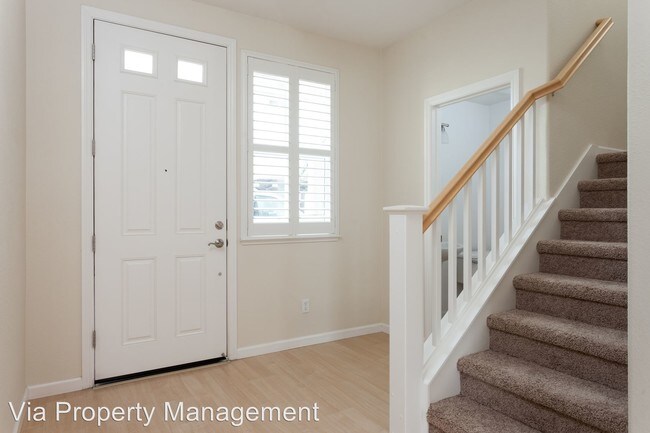 Foto del edificio - 1305 Tapestry Ln