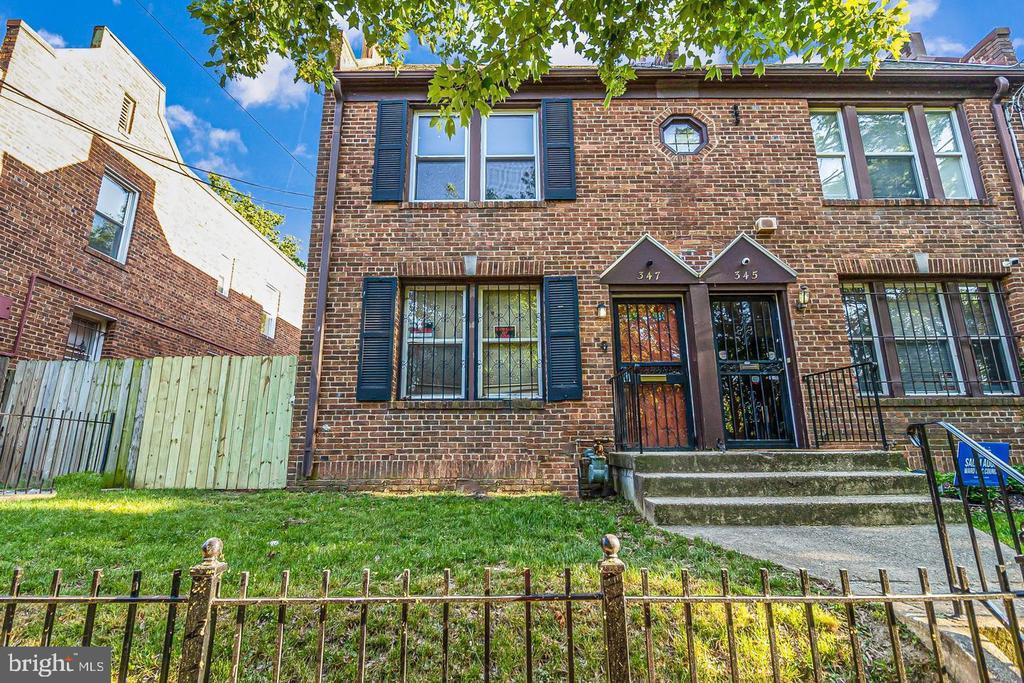Foto principal - 347 Parkland Pl SE